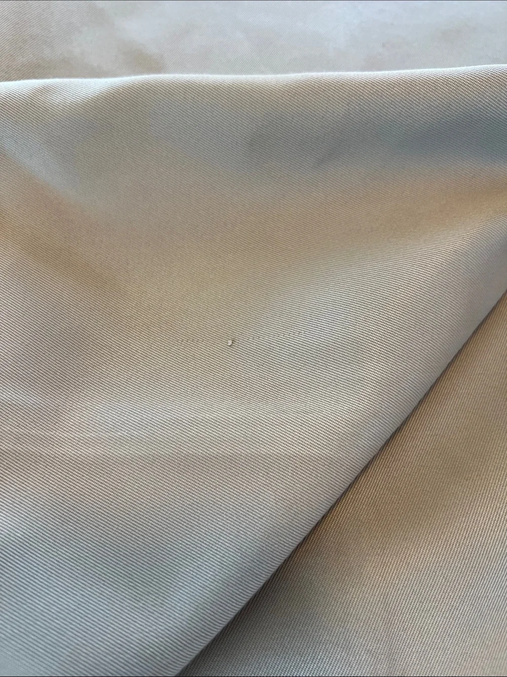 Roundtree & Yorke Men's Pleated Dress Pants in Khaki Tan